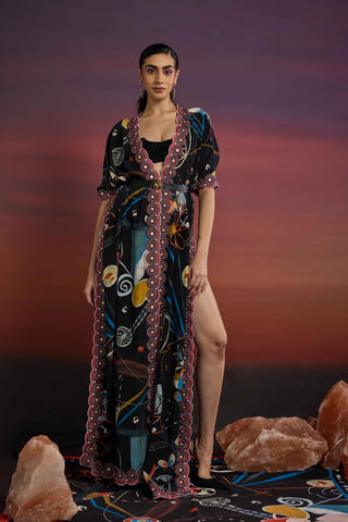 Mysterique Patu Lace Robe