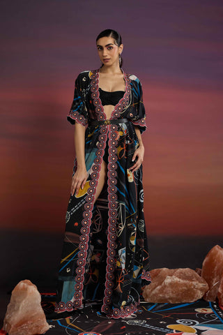 Mysterique Patu Lace Robe