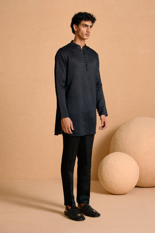Noir Bead Skein Kurta Set