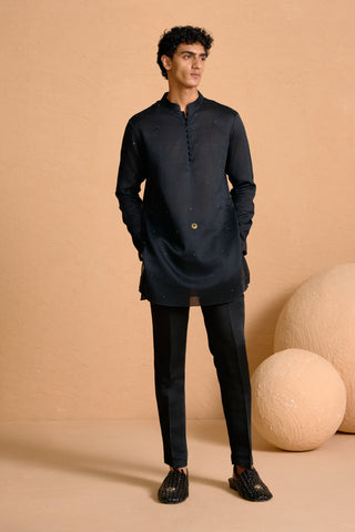 Noir Bead Skein Kurta Set