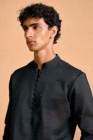 Noir Bead Skein Kurta Set