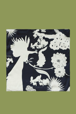 Izu Juno Art Box with Pocket Squares