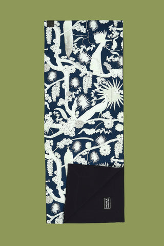 Izu Juno Table Runner