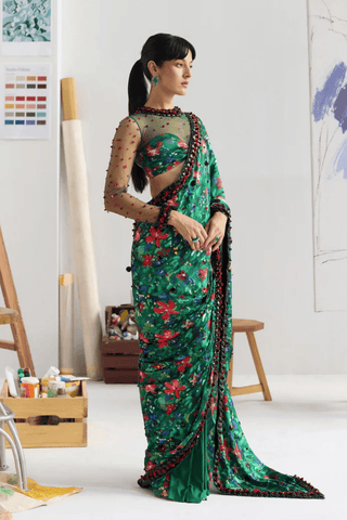 Fioretta Embellished Tailored Sari with Macron Skein Blouse
