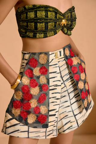Zuri Halo Shorts with Belt
