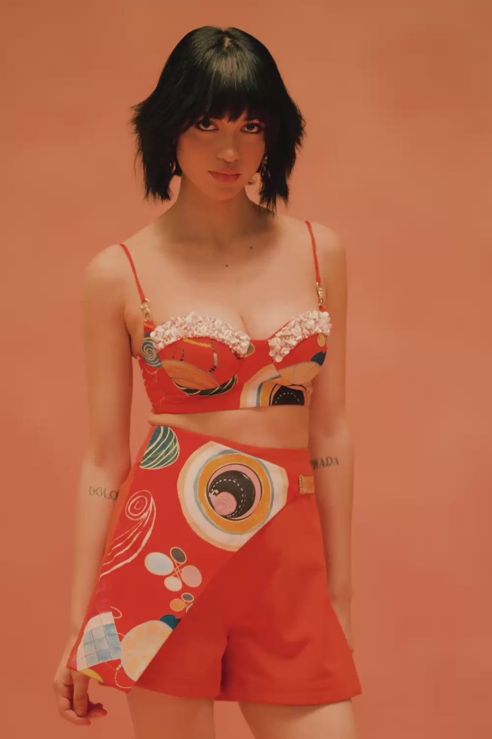 Younail Beaded Bustier – close-up video of hand-beaded skeinwork detail | Shivan & Narresh	