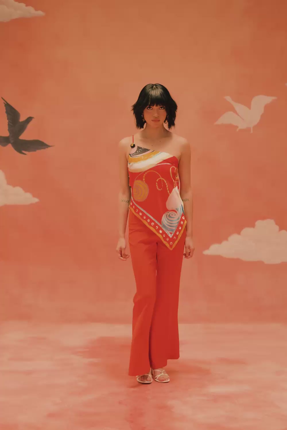 Younail Asymmetrical Scarf Top – video of trousers with the scarf top | Shivan & Narresh
